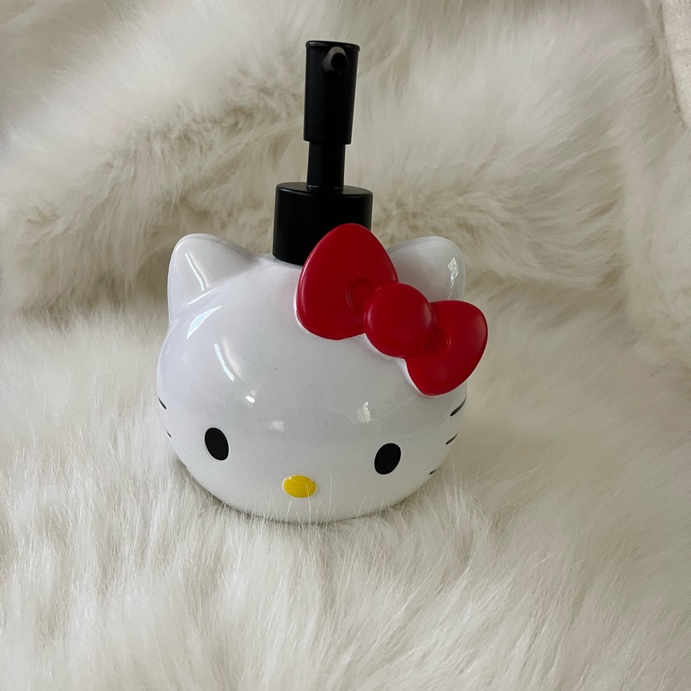Hello Kitty Soap Dispenser
